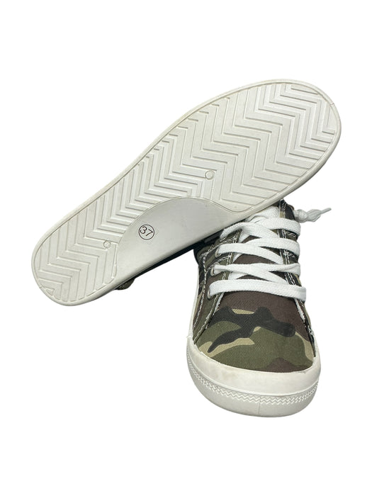Tenis