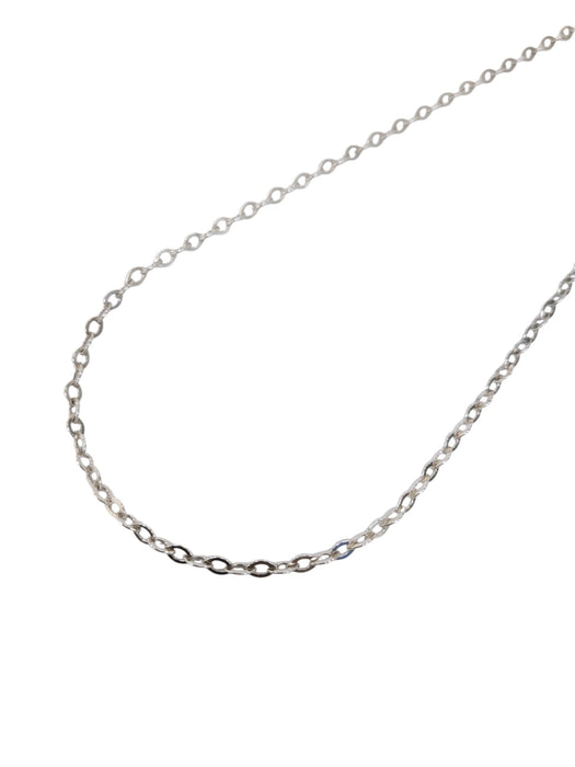 Cadena de plata