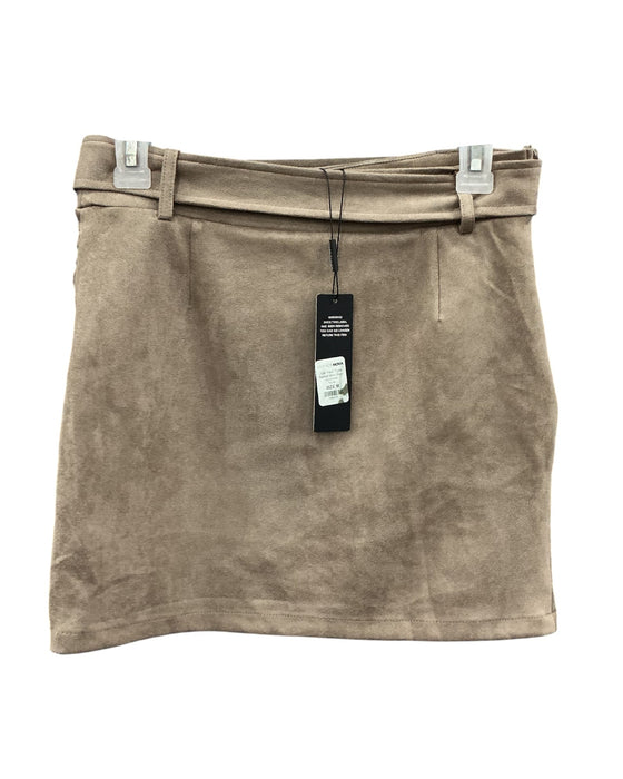 Falda M (FASHIONNOVA)