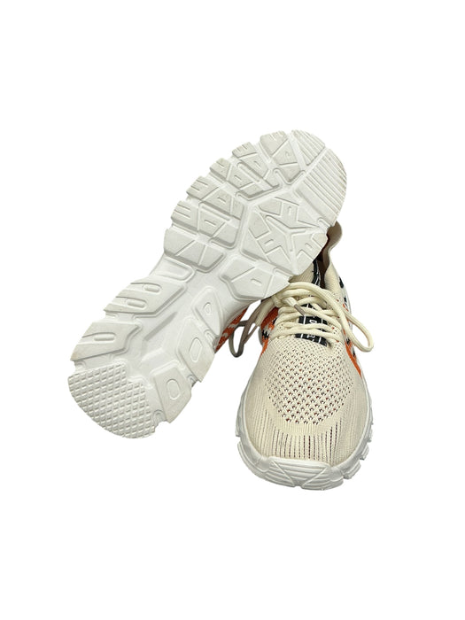 Tenis