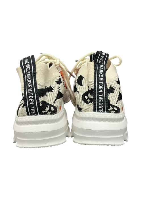 Tenis