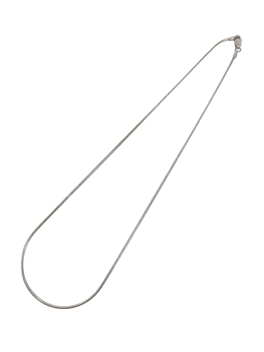 Collar de plata (925)