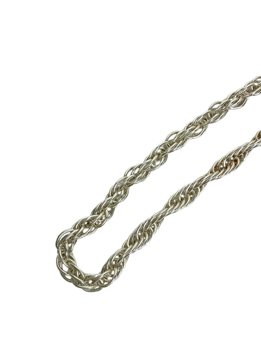 Collar de plata (925)