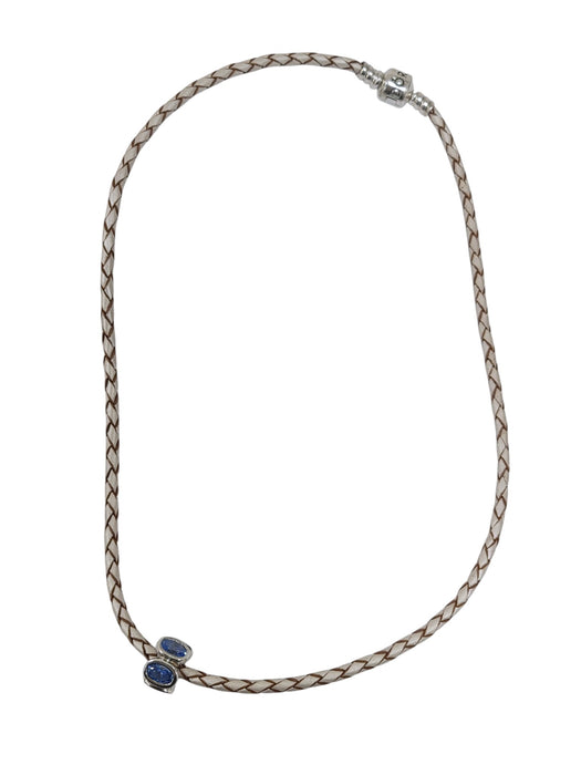 Pulsera con broche de plata (PANDORA)