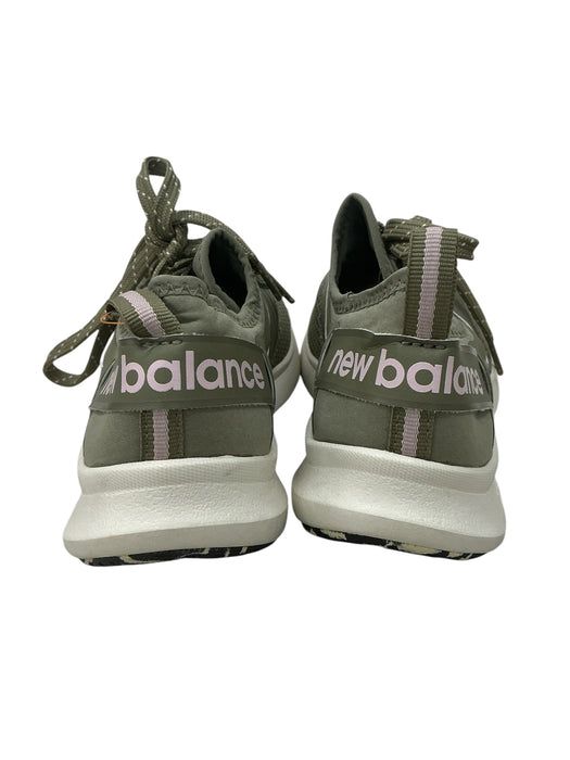 Tenis 8 (NEW BALANCE)