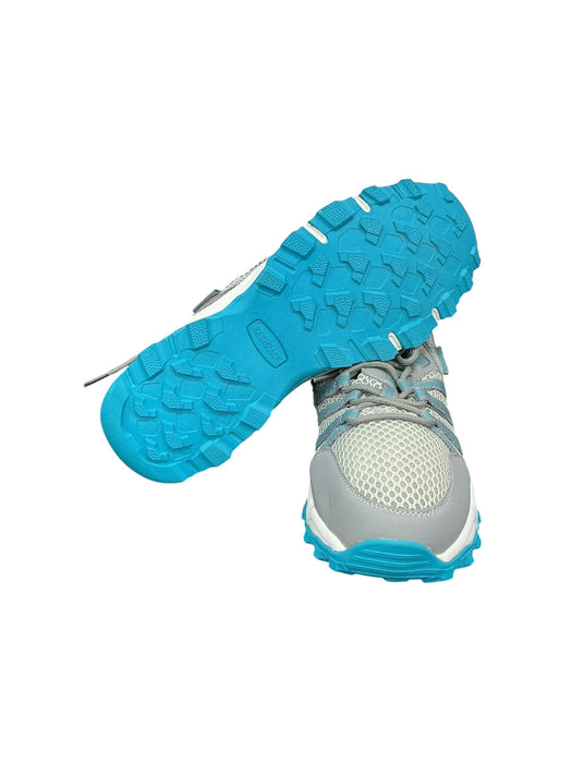 Tenis 42