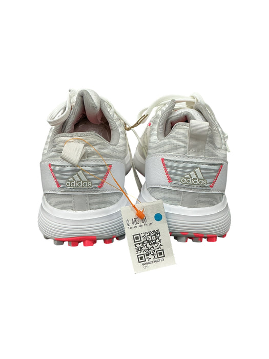 Tenis 8.5