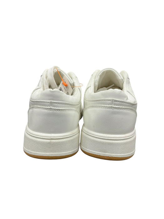 Tenis