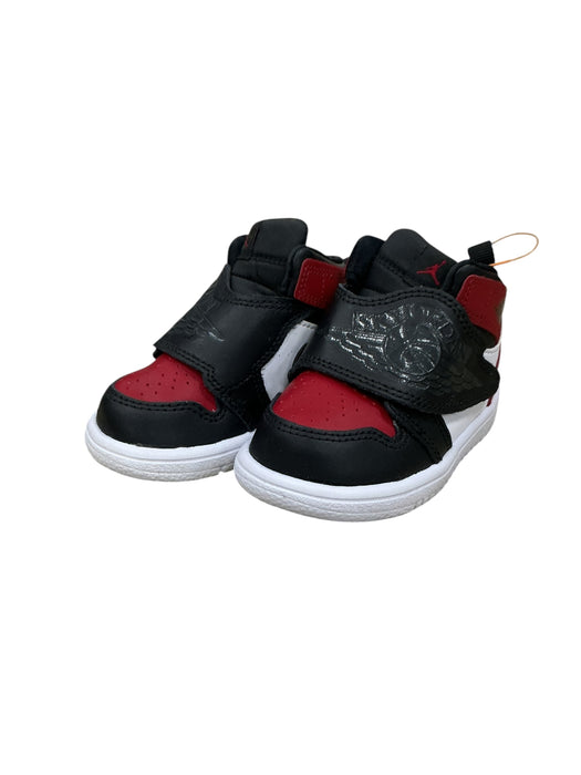 Tenis para bebé 5C (JORDAN)