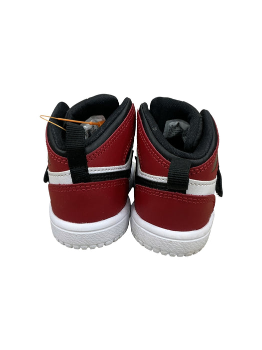 Tenis para bebé 5C (JORDAN)