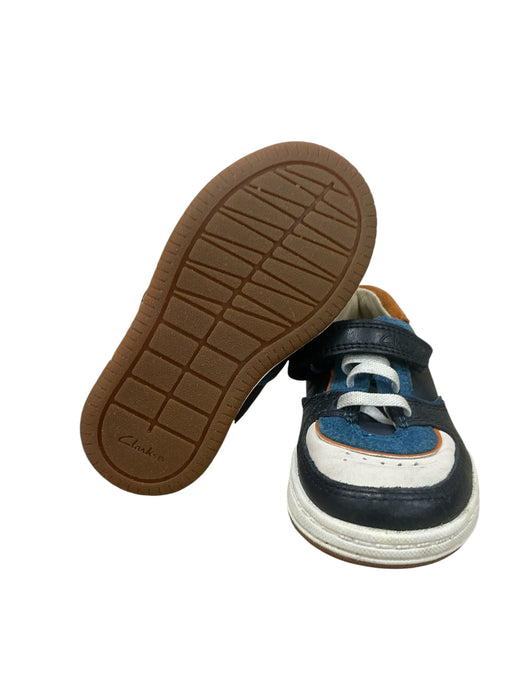 Tenis para niño 5.5 (CLARKS)