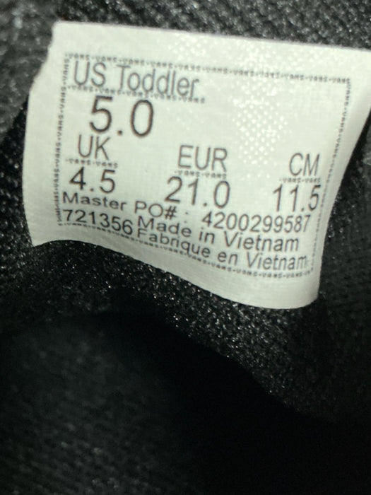Tenis para bebé 5 (VANS)