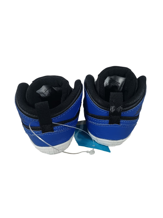 Tenis para bebé 2C (JORDAN)