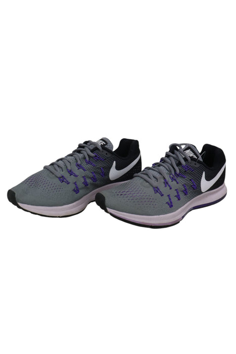 Tenis 8  (NIKE)