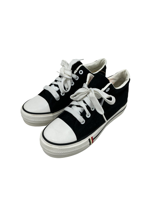 Tenis
