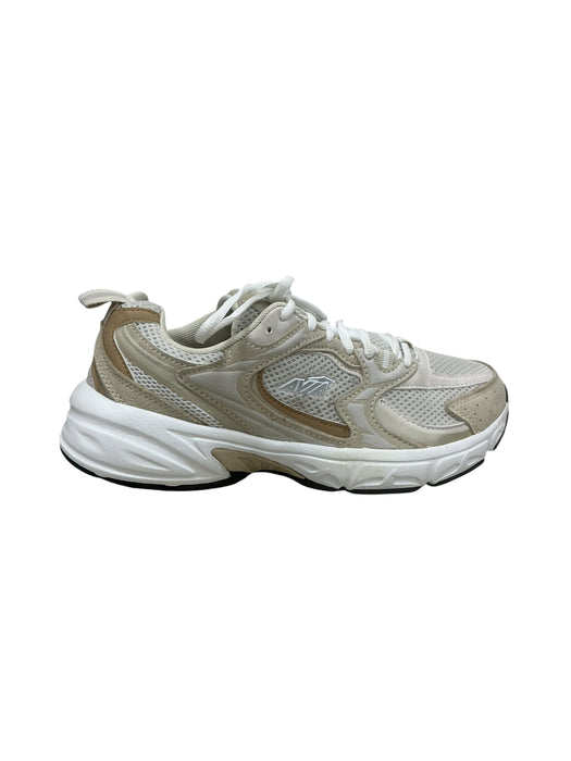 Tenis 8