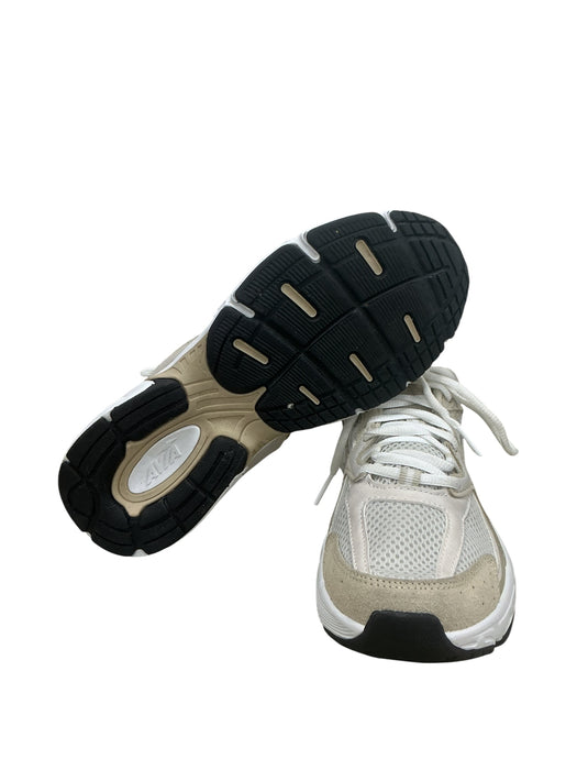 Tenis 8