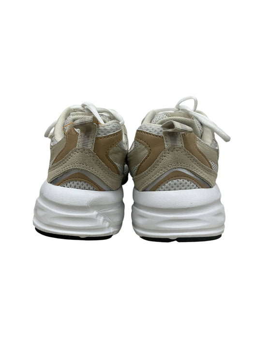 Tenis 8