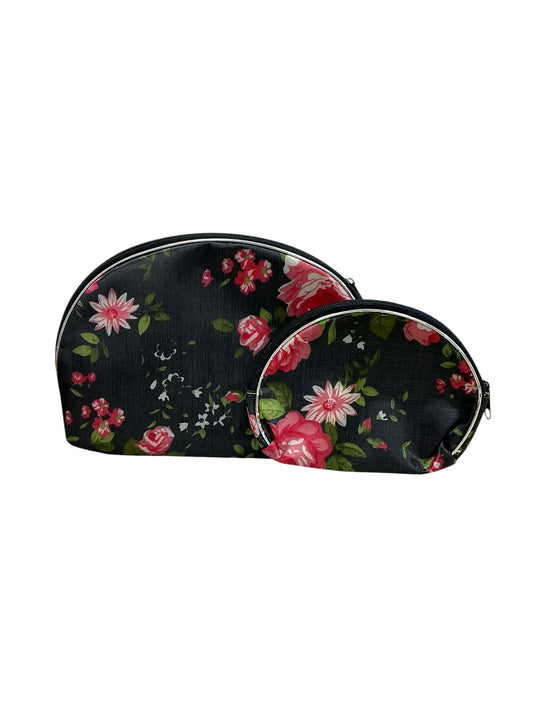 Dúo de cosmetiqueras