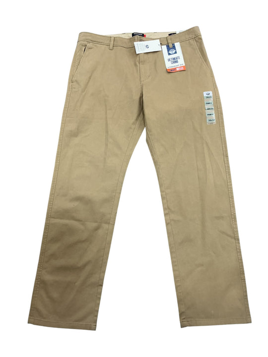 Pantalón 38*32 (DOCKERS)