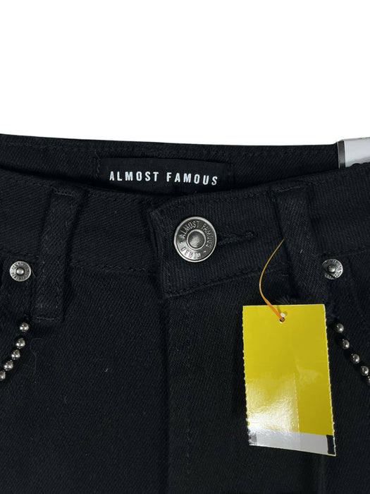 Short 3 (ALMOST FAMOUS)