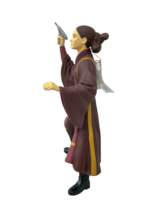 Queen Amidala (APPLAUSE)