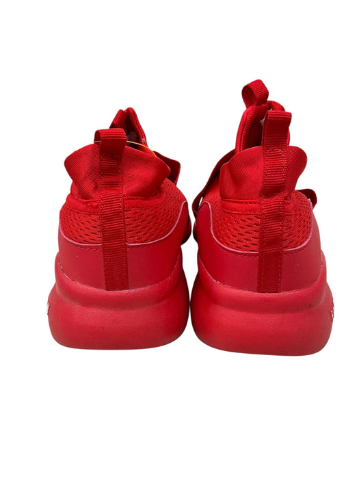 Tenis