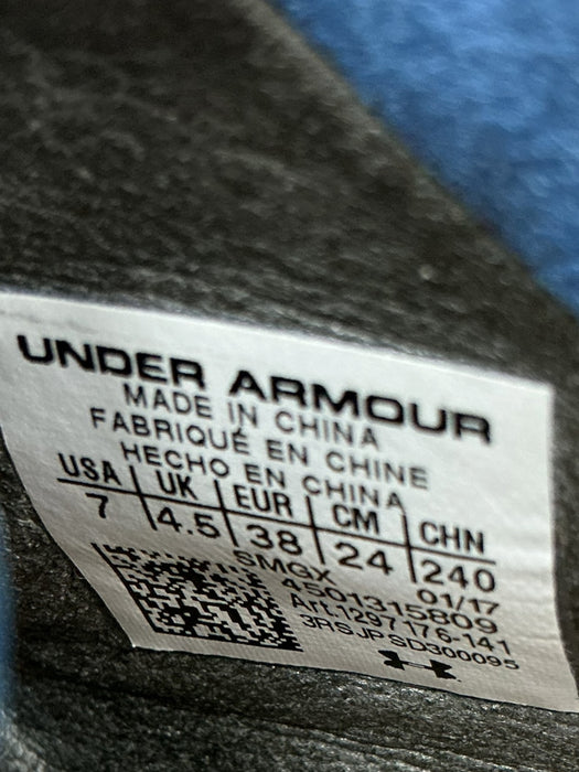Tenis 7 (UNDER ARMOUR)