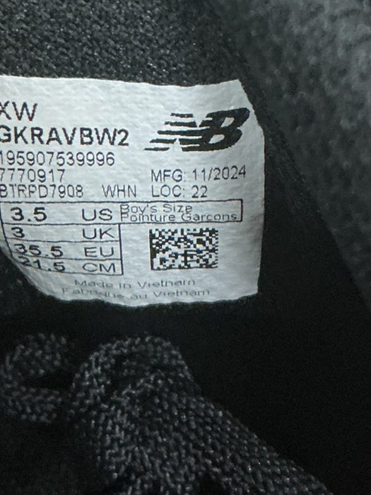 Tenis para niñ@ 3 (NEW BALANCE)