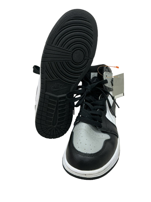 Tenis 4 (NIKE)