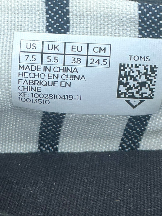 Zapato 7.5 (TOMS)