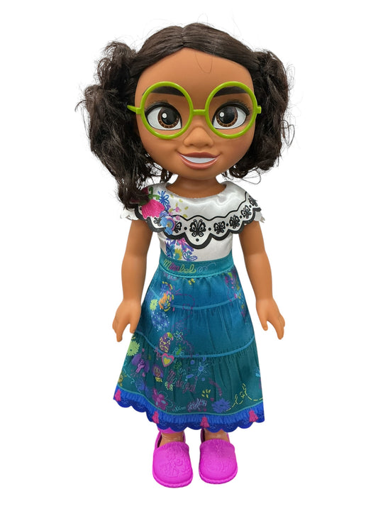 Mirabel Madrigal (DISNEY)