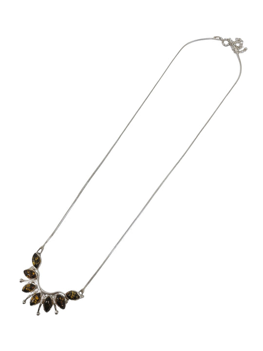 Collar de plata (925)