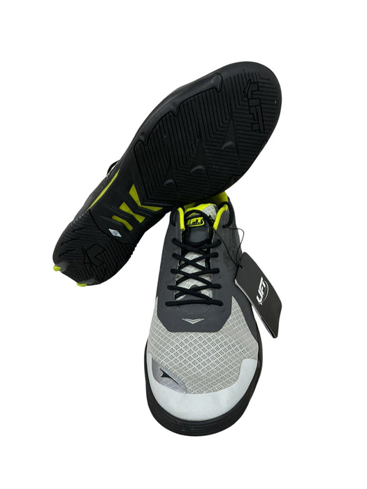 Tenis para hombre 12
