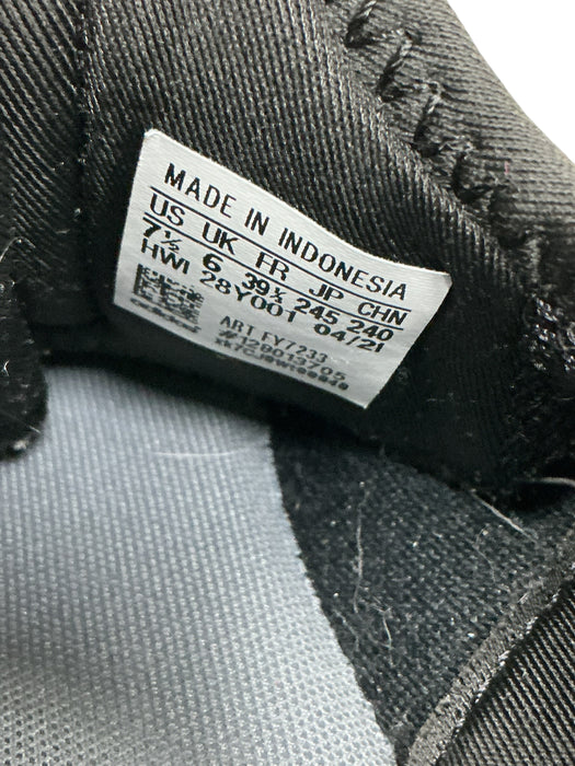 Tenis 7.5 (CLOUDFOAM)