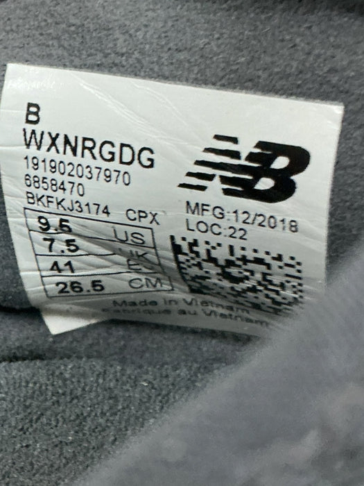 Tenis 9.5 (NEW BALANCE)