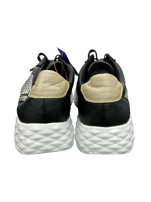 Tenis 38
