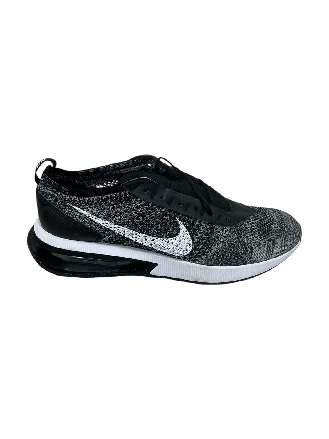 Tenis 11 (NIKE)