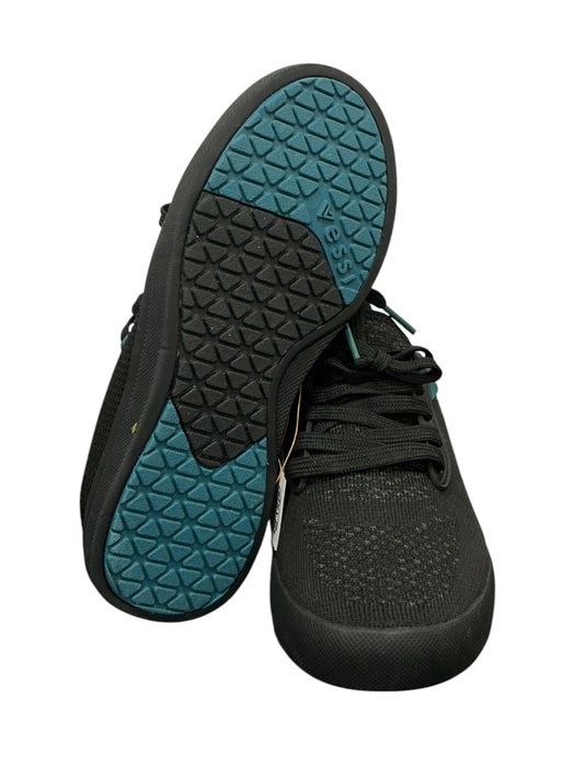 Tenis 6 (VESSI)