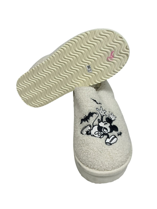 Pantufla 9 (AERIE)