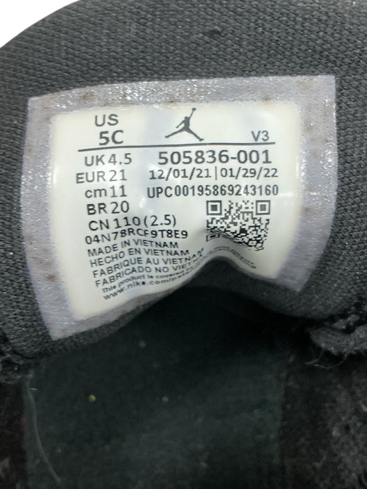 Tenis para bebé 5C (JORDAN)