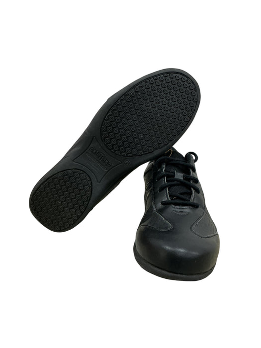 Tenis 9.5