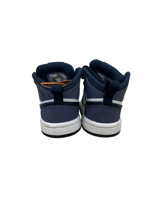 Tenis para bebé  2C (AIR JORDAN)