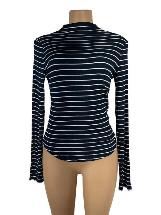 Blusa M (AMERICAN EAGLE)