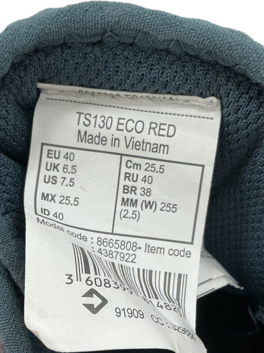 Tenis 7.5 (DECATHLON)