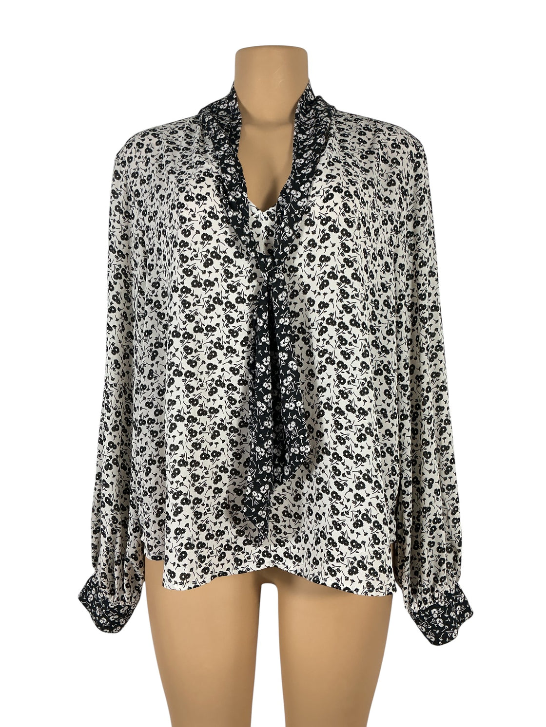 Blusa XL (KAREN KANE)