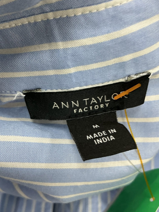 Blusa M (ANN TAYLOR FACTORY)