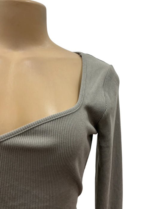 Blusa M (HOLLISTER)