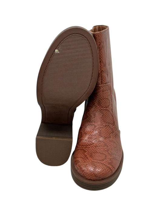 Bota 7.5 (UNIVERSAL THREAD)