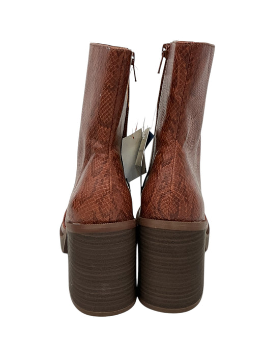 Bota 7.5 (UNIVERSAL THREAD)